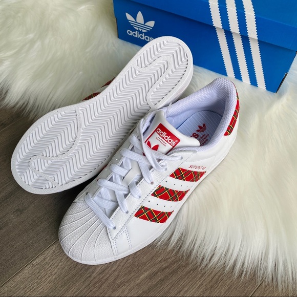 NWT Adidas Originals Superstar Women’s Shoes - Picture 4 of 9